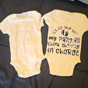 Carter's White Bodysuit Set with Blue Print BRAND NEW W/O TAGS NEVERWORN Both 3m